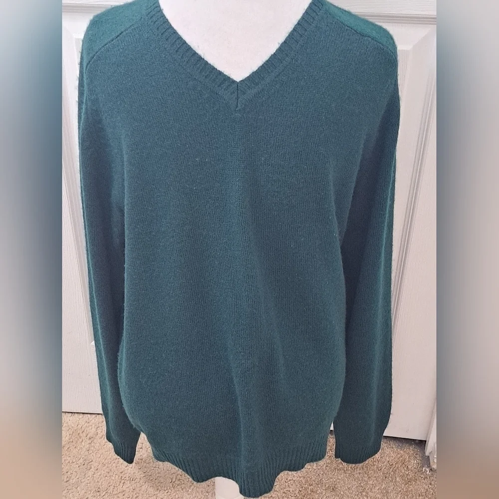 Vintage J. Ashford 100% Cashmere V Neck Sweater Size M